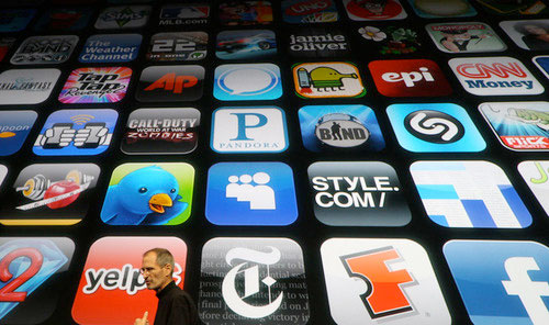 Futuro delle applicazioni: analisi del trend di uso di browser e apps