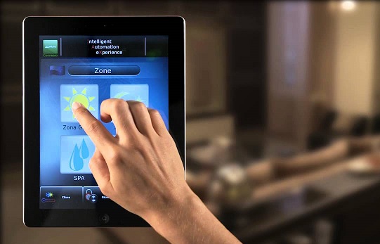 controllare casa con lo smartphone